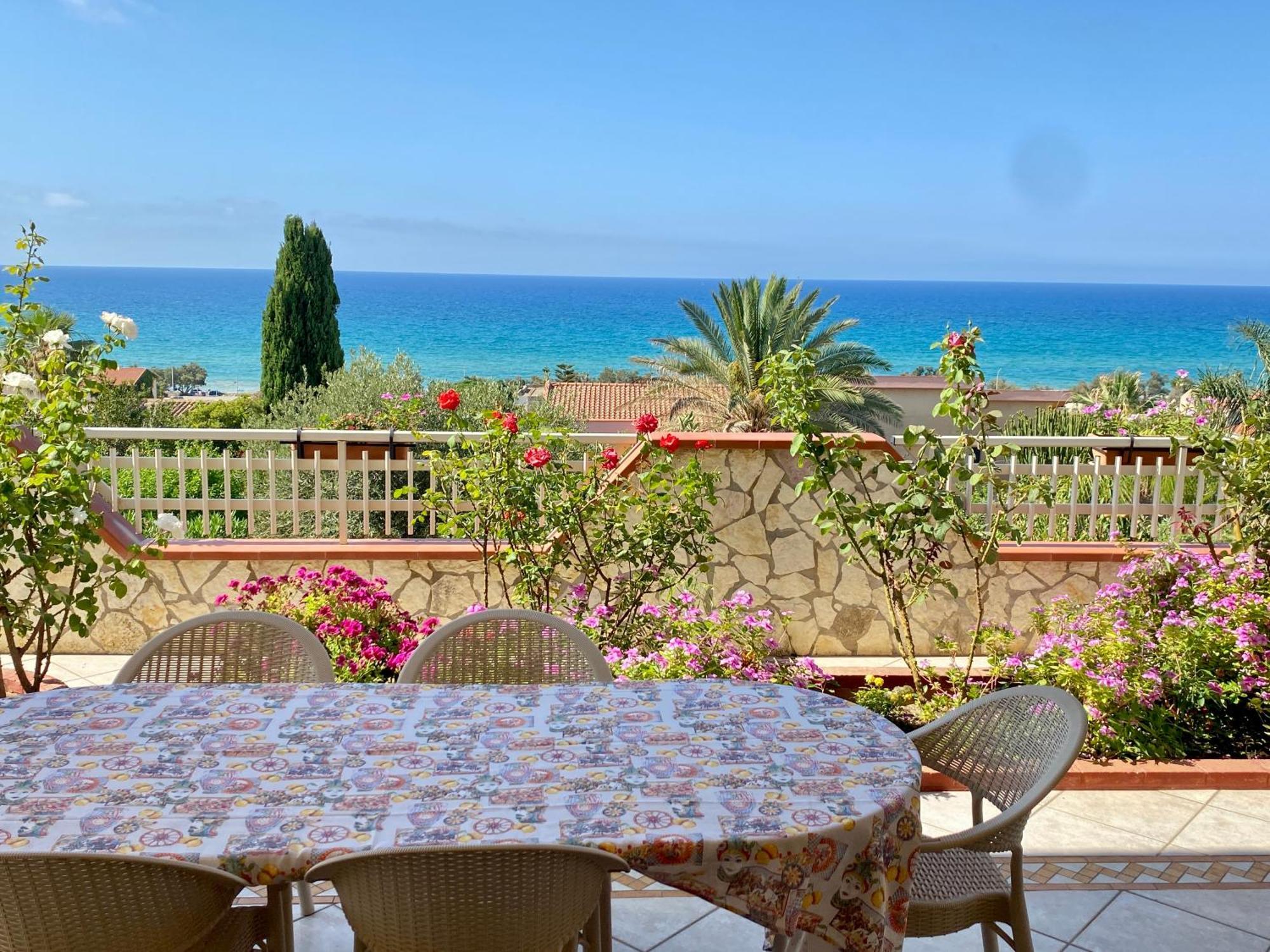 Villa Mare Giuggiola Алькамо-Марина Экстерьер фото